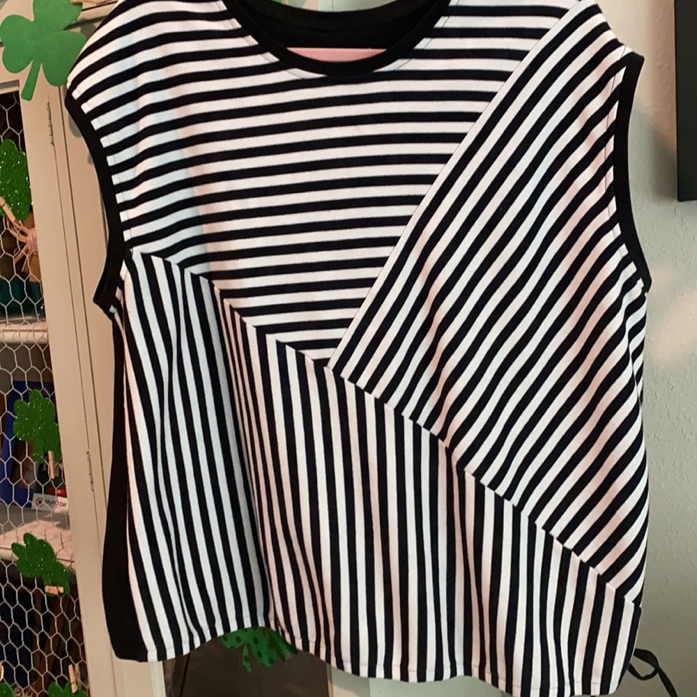 Ladies size 3x sleeveless blouse - Picture 5 of 5